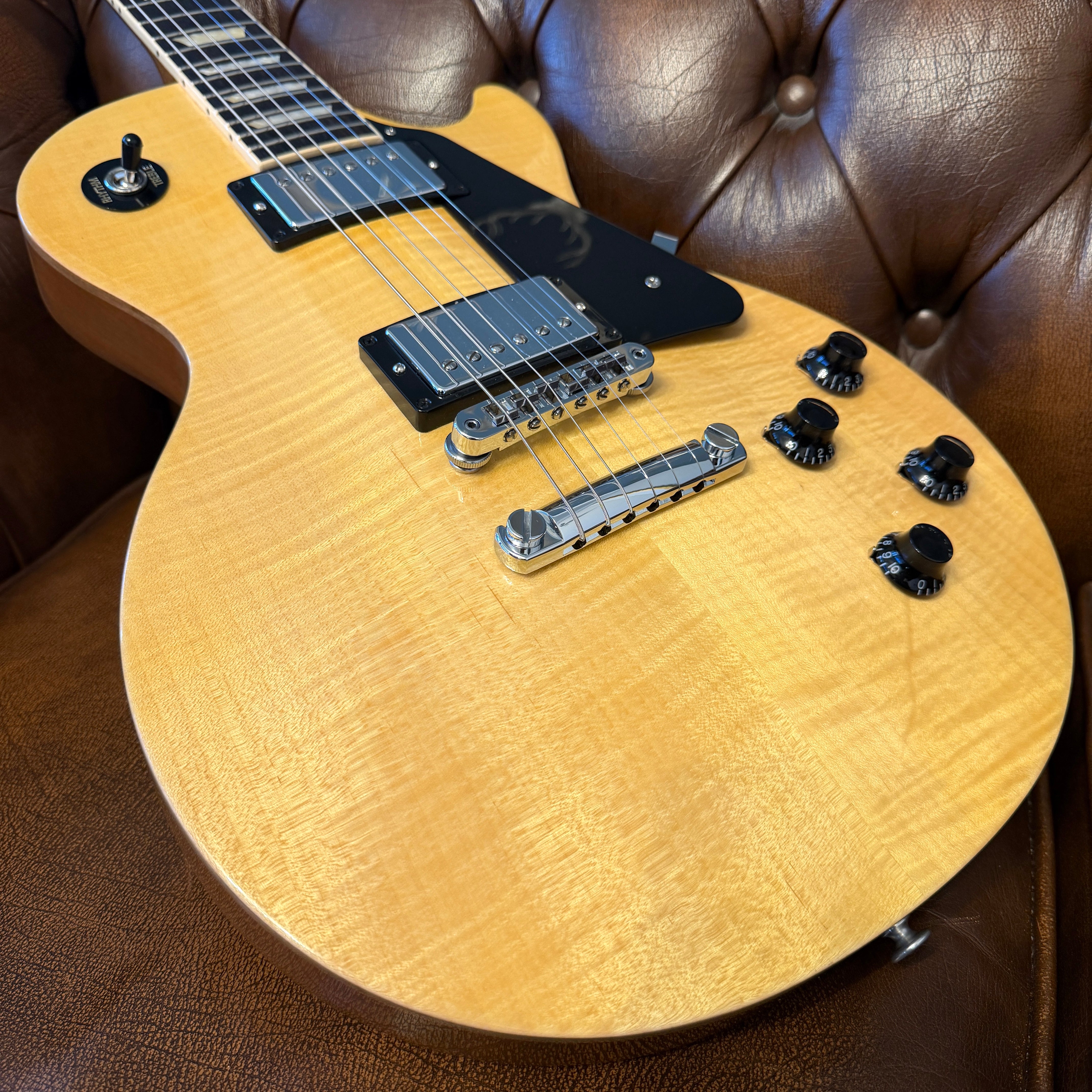 2025 Gibson Les Paul Studio Figured - Antique Natural – Jordan Guitars
