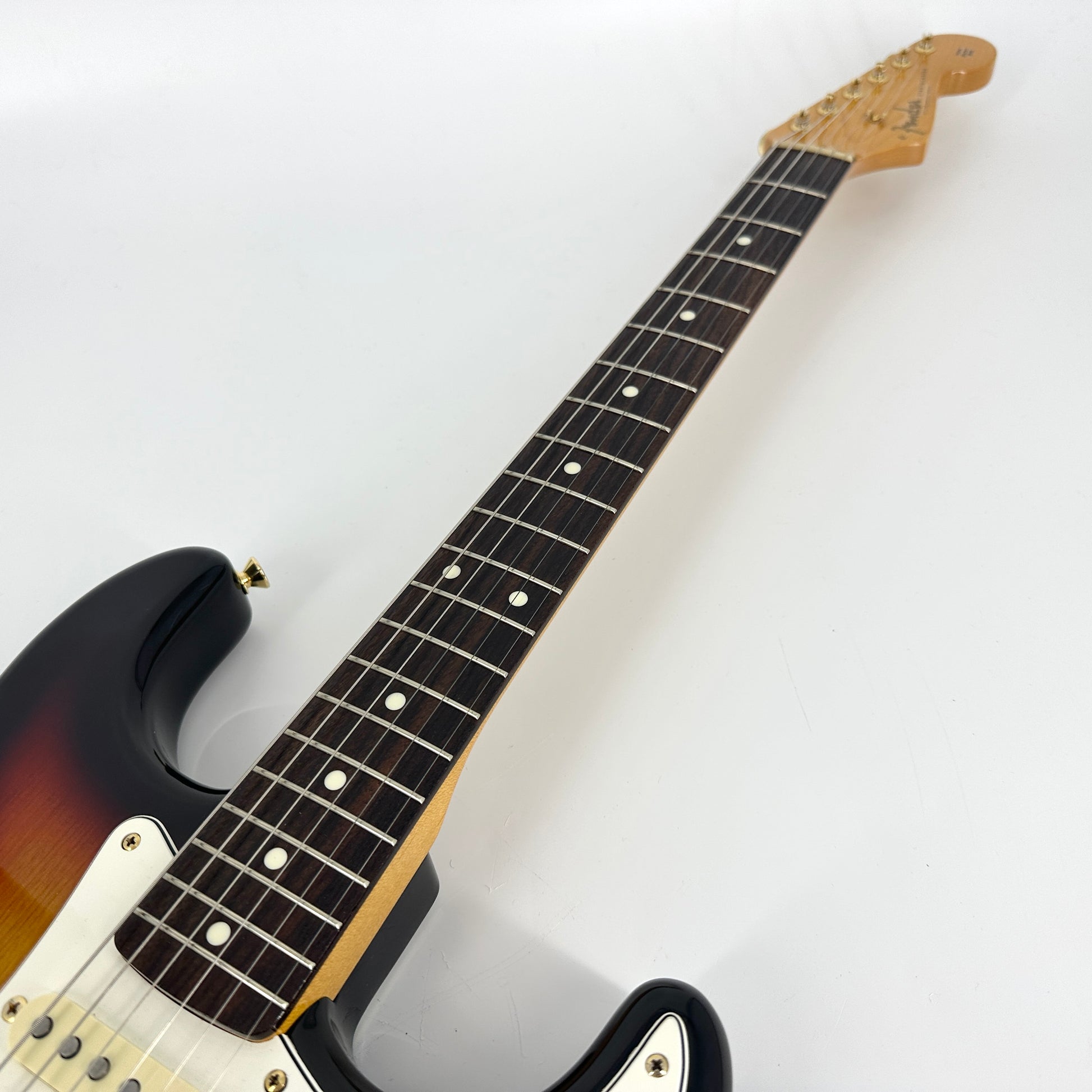 2018 Fender Japan Traditional 60's Stratocaster with Gold Hardware - 3 –  Jordan Guitars