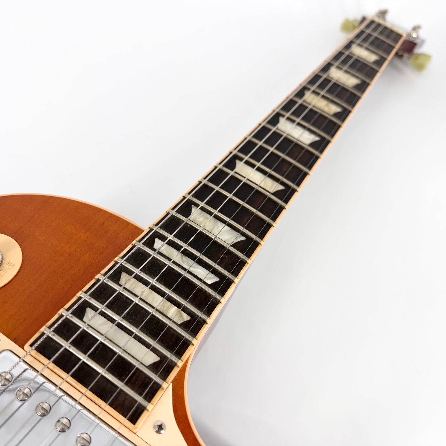 2016 Gibson Les Paul Traditional – Light Burst