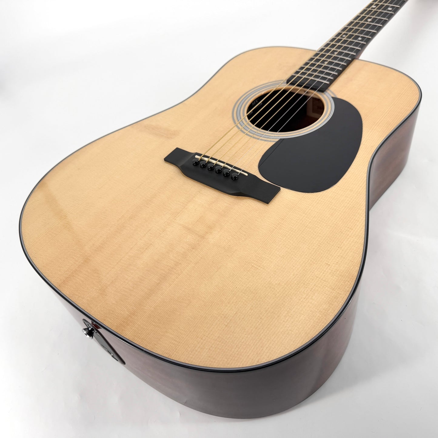 2021 Martin Road Series D-12E - Natural