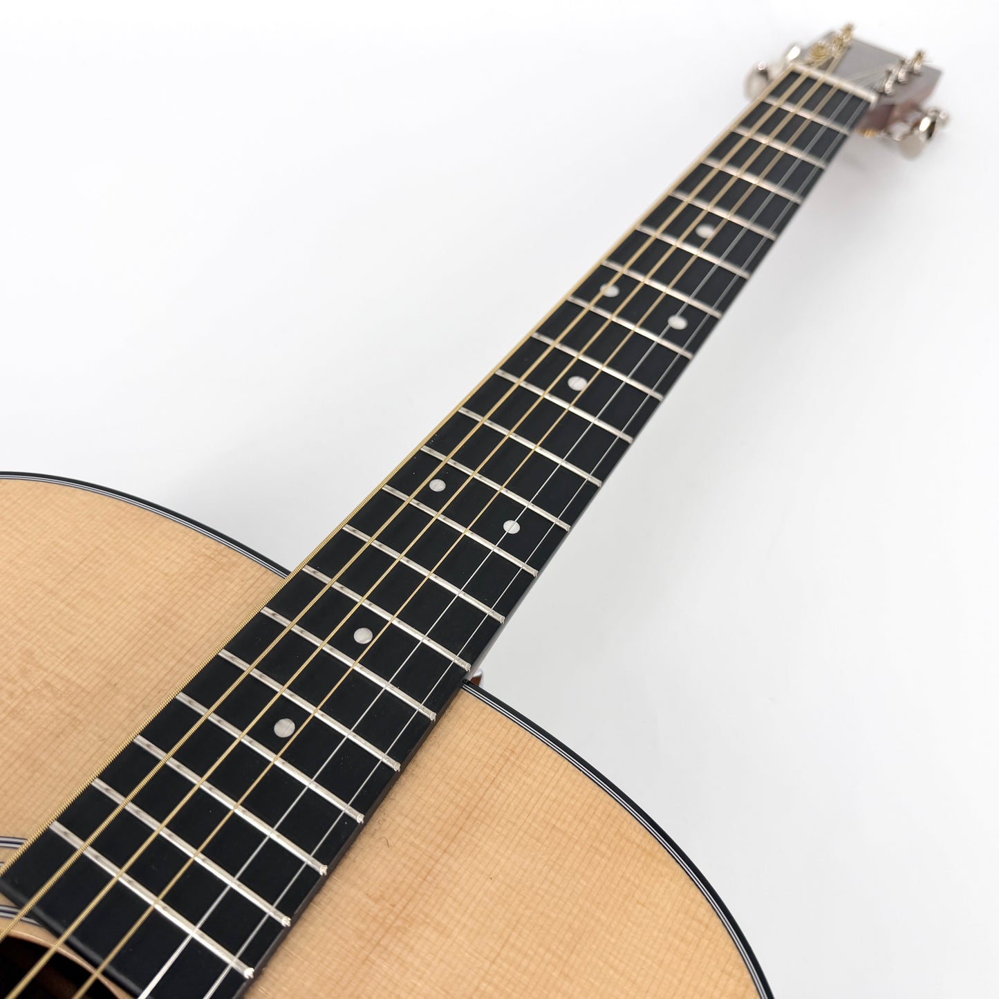 2021 Martin Road Series D-12E - Natural