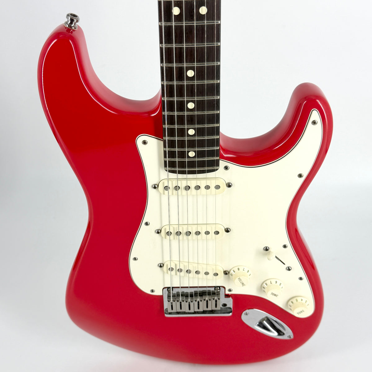 2000 Fender American Series / Standard Stratocaster – Hot Rod Red