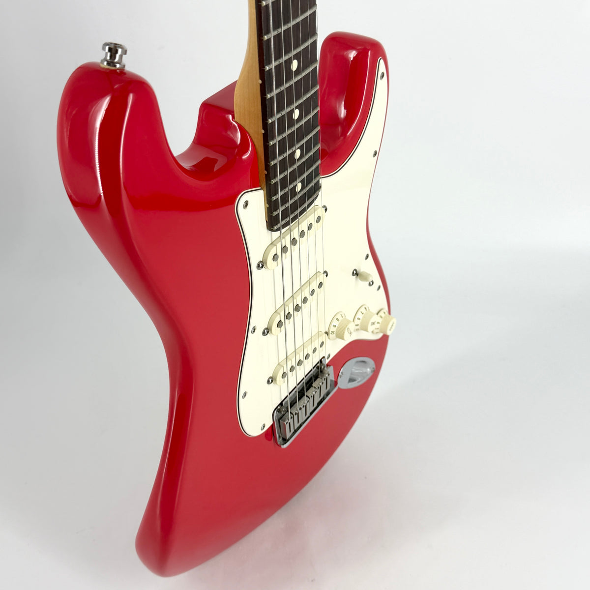 2000 Fender American Series / Standard Stratocaster – Hot Rod Red