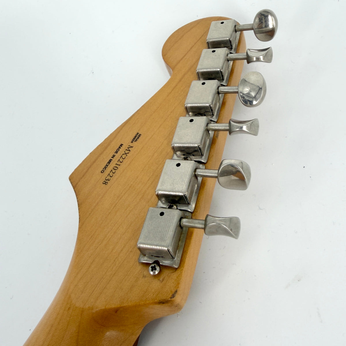 2022 Fender FSR Road Worn Limited Edition 60’s Stratocaster – Daphne Blue