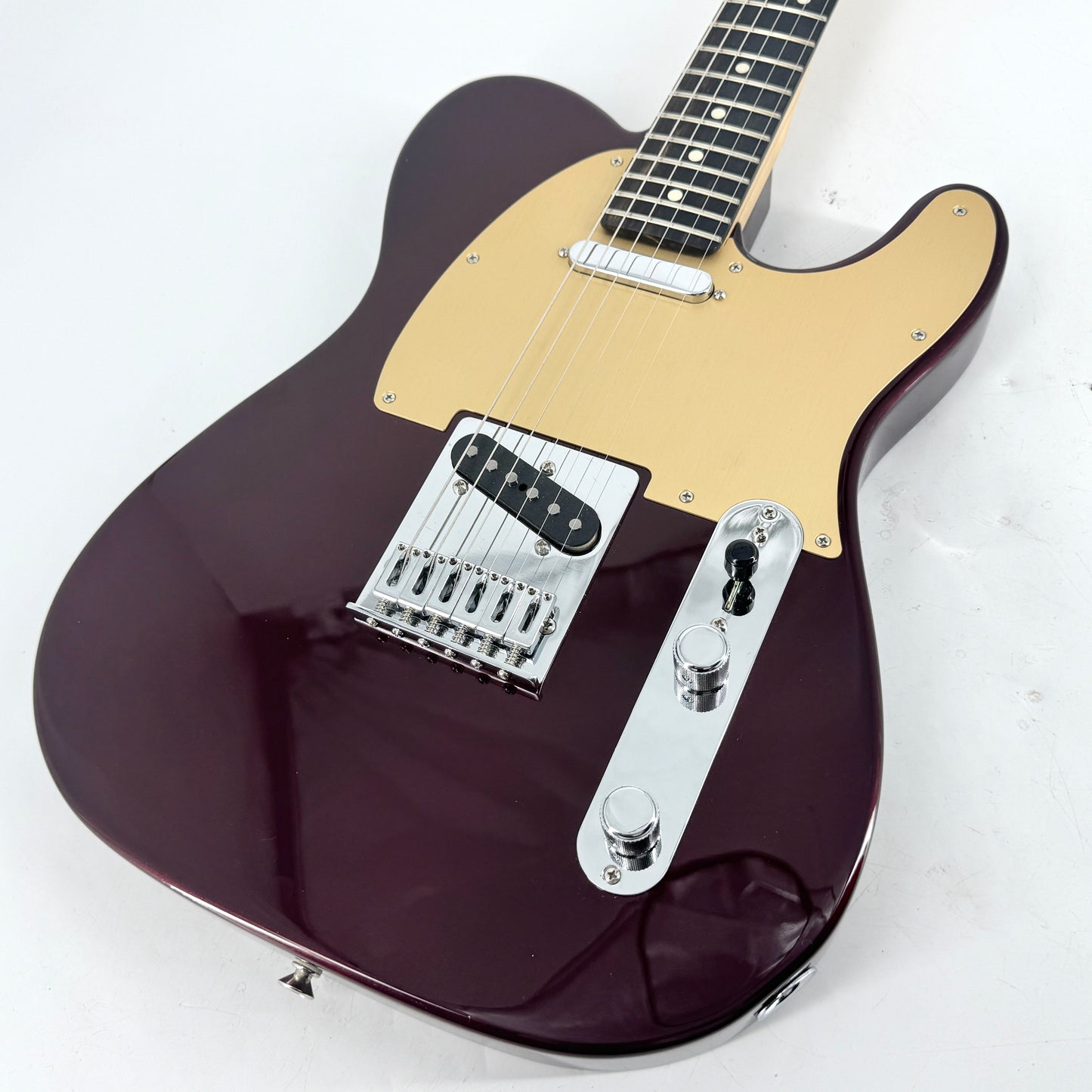 2023 Fender Player Limited Edition Telecaster with Ebony Fingerboard – Oxblood