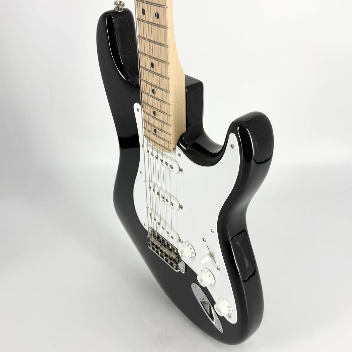 2023 Fender Eric Clapton Signature Stratocaster – Blackie