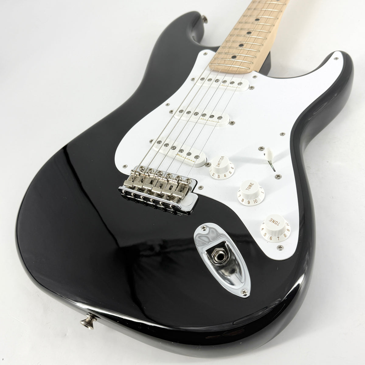 2023 Fender Eric Clapton Signature Stratocaster – Blackie