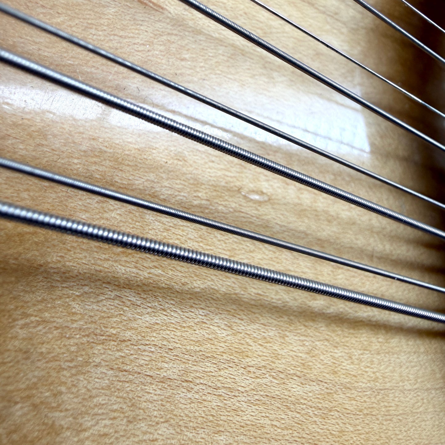 2000 Rickenbacker 360/12 12-String - Mapleglo