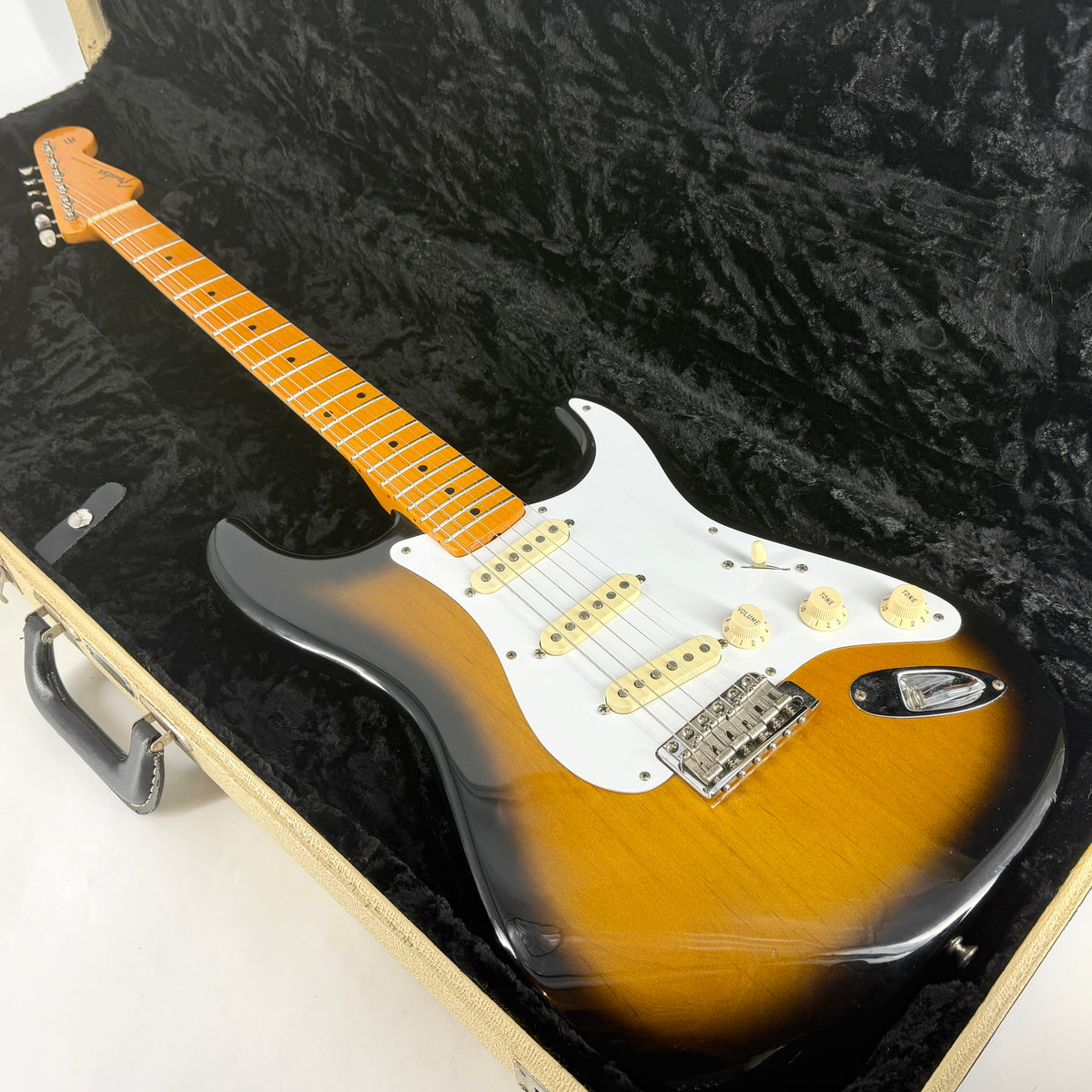 2005 Fender Eric Johnson Stratocaster -  2 Tone Sunburst