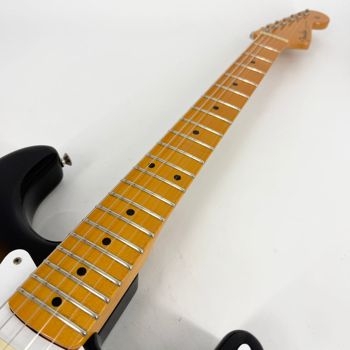 2005 Fender Eric Johnson Stratocaster -  2 Tone Sunburst