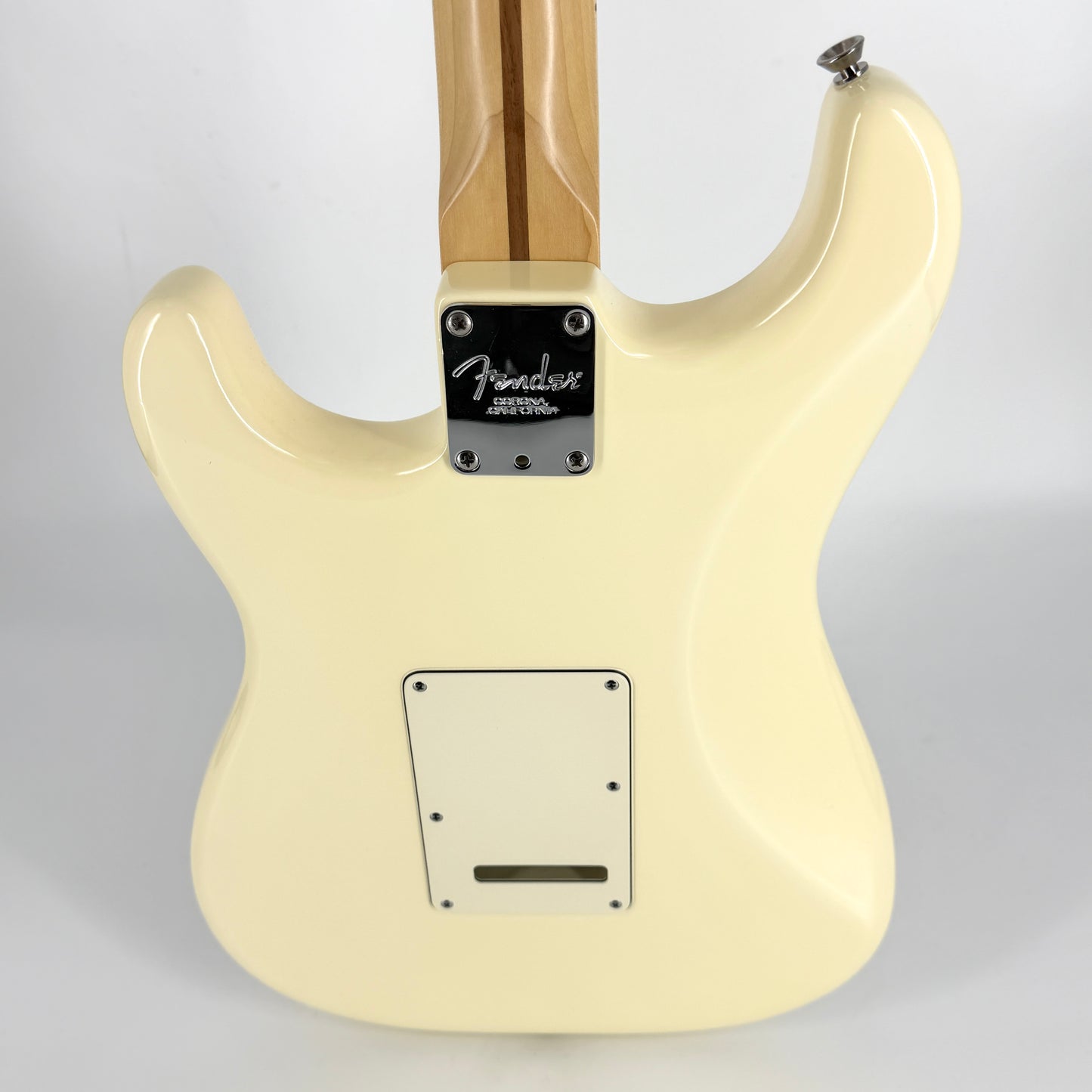 2005 Fender American Series (Standard) Stratocaster – Olympic White