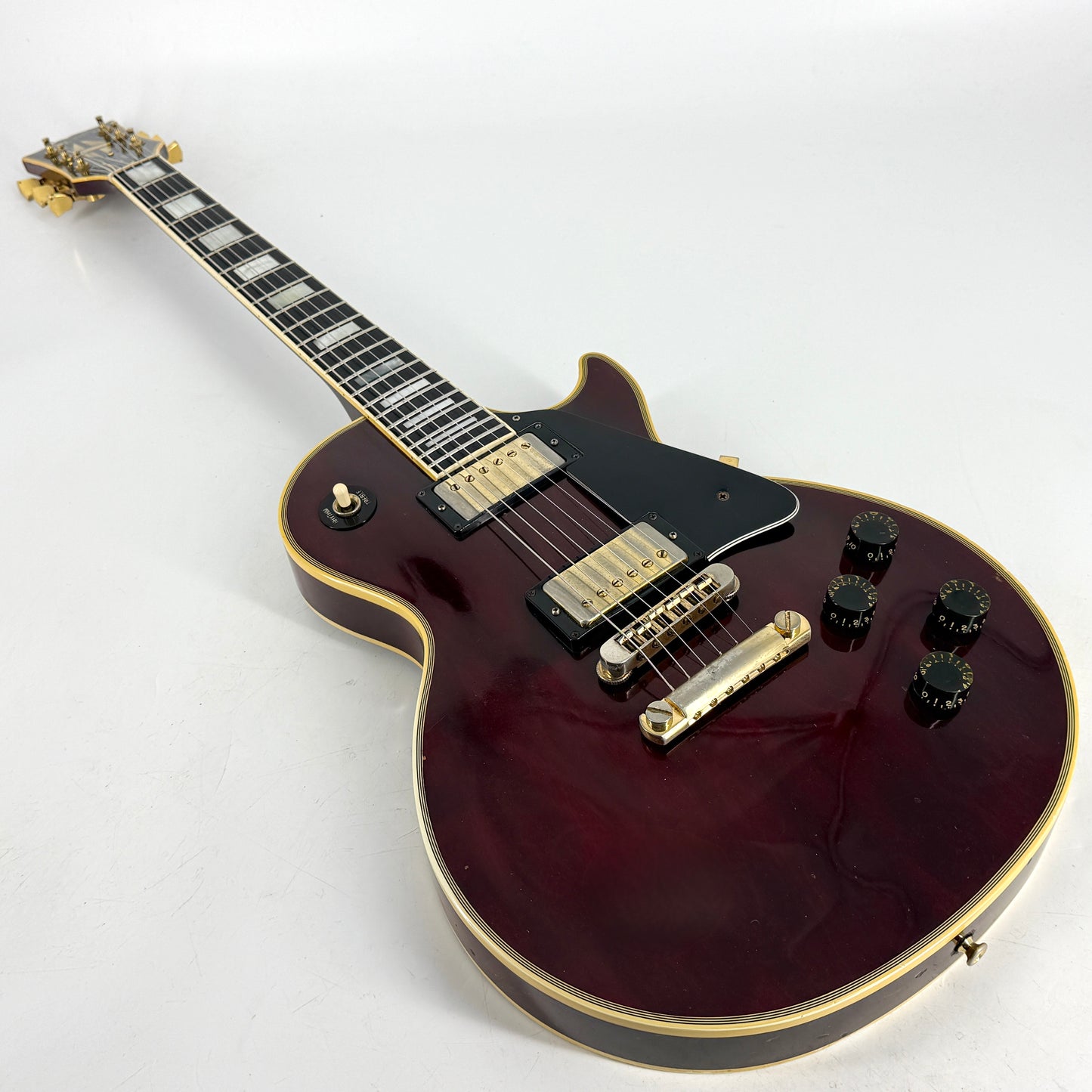 1982 Gibson Les Paul Custom - Wine Red