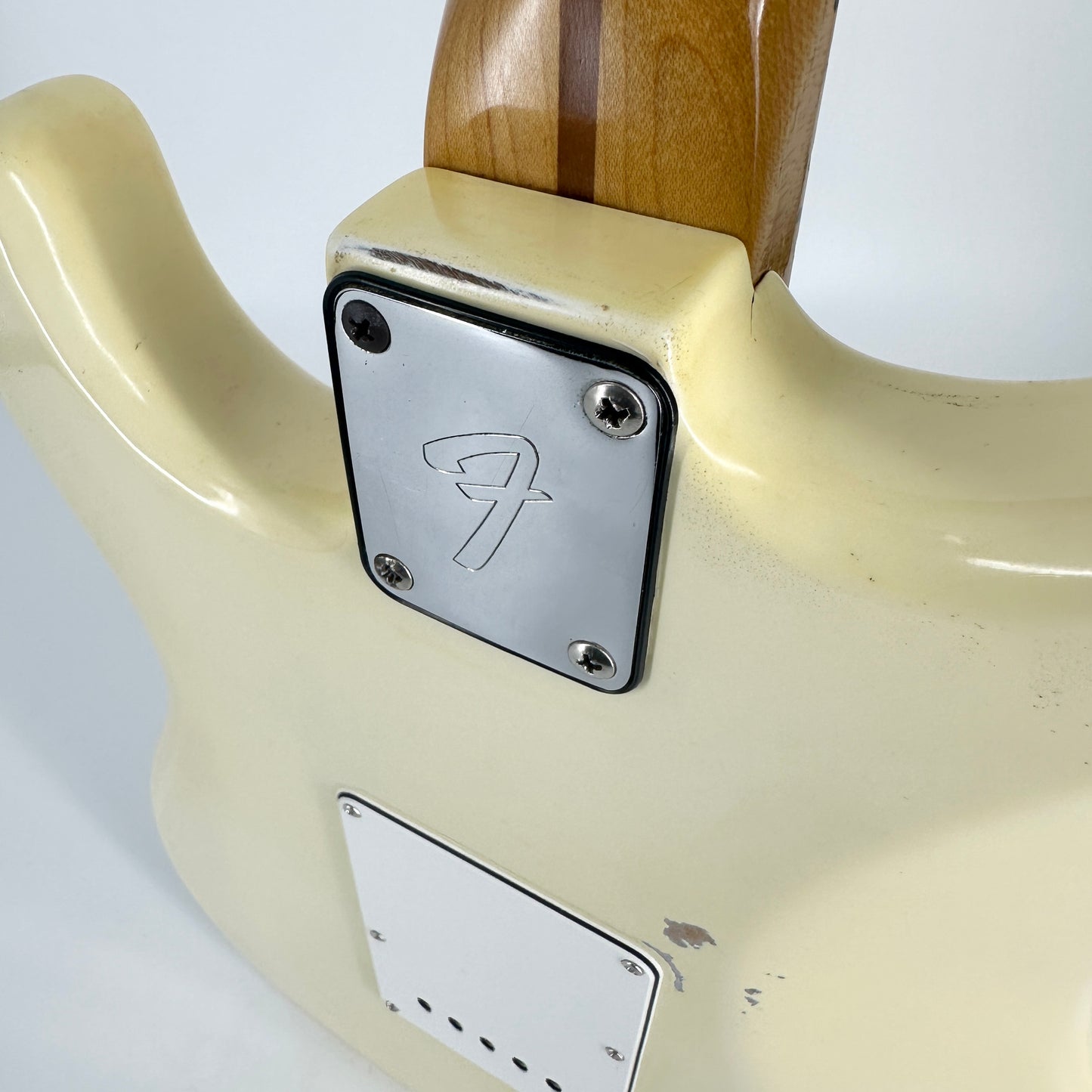 1982 Fender American Dan Smith Stratocaster – White