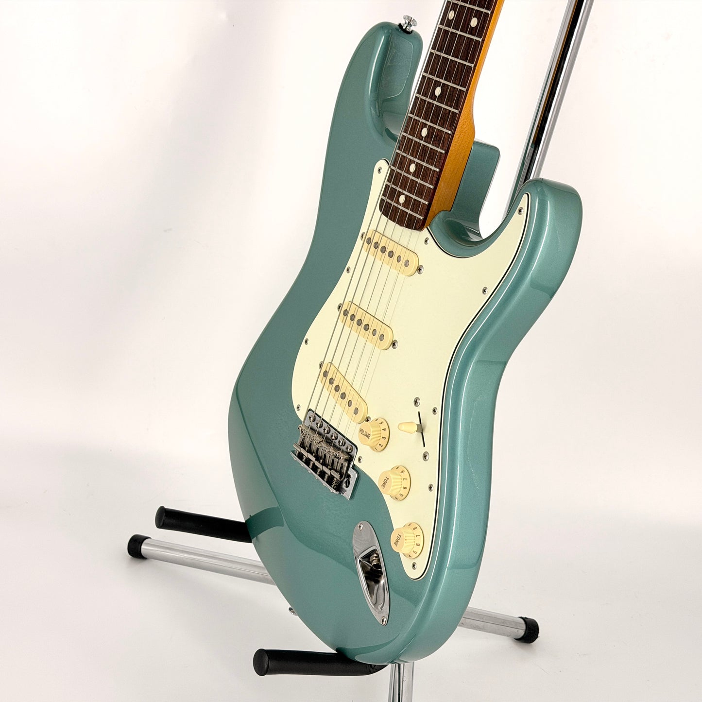 2016 Fender Japan Exclusive Classic 60s Stratocaster - Ocean Turquoise Metallic