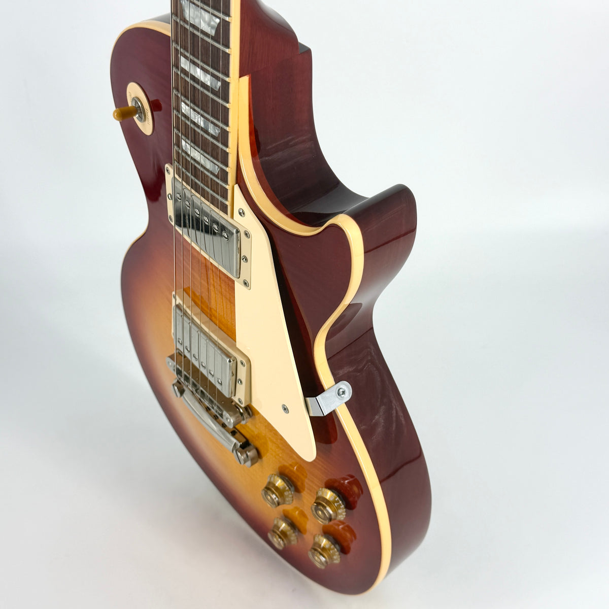 2004 Gibson Les Paul Standard – Cherry Sunburst
