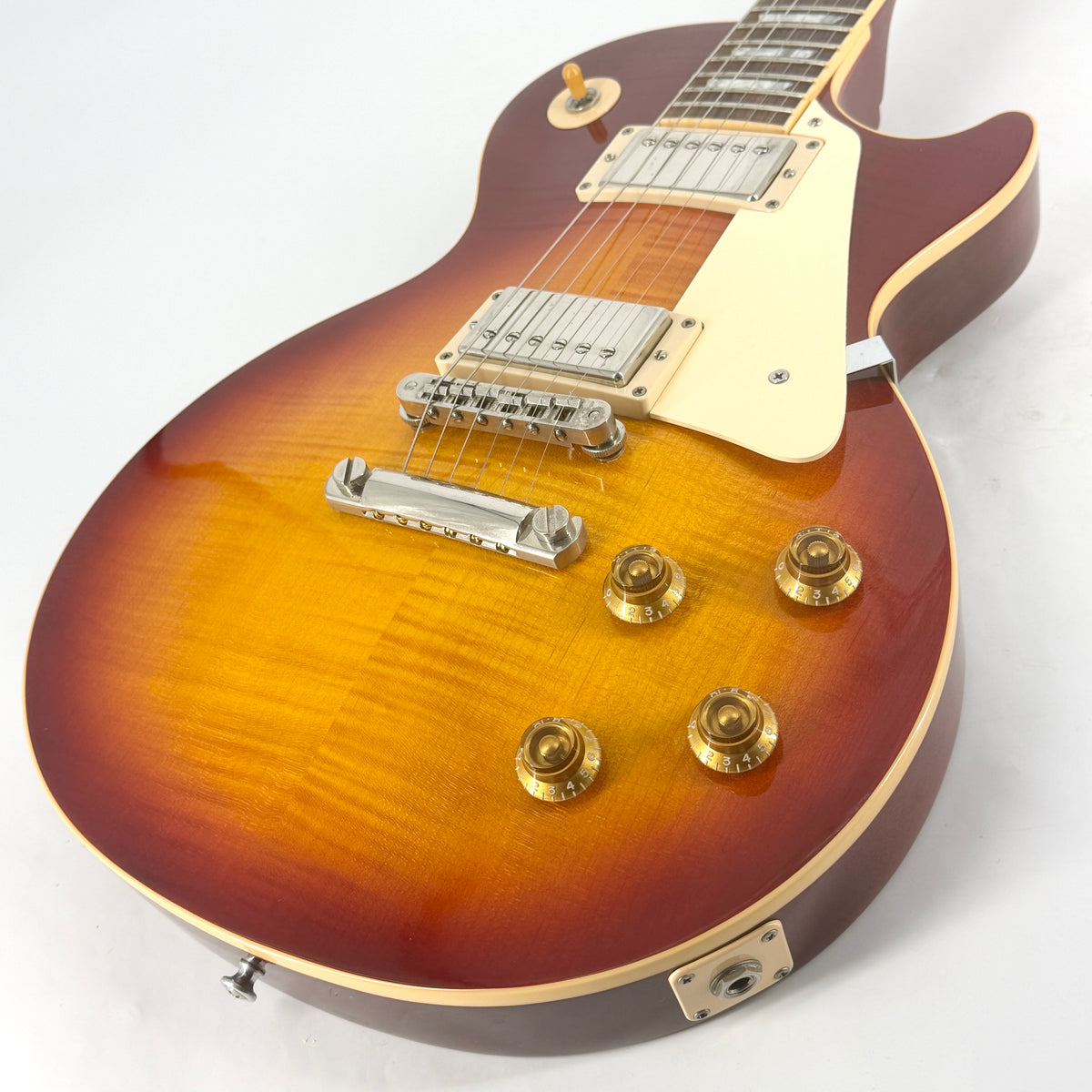 2004 Gibson Les Paul Standard – Cherry Sunburst