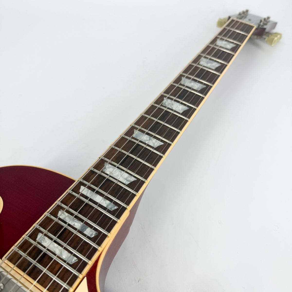 2004 Gibson Les Paul Standard – Cherry Sunburst