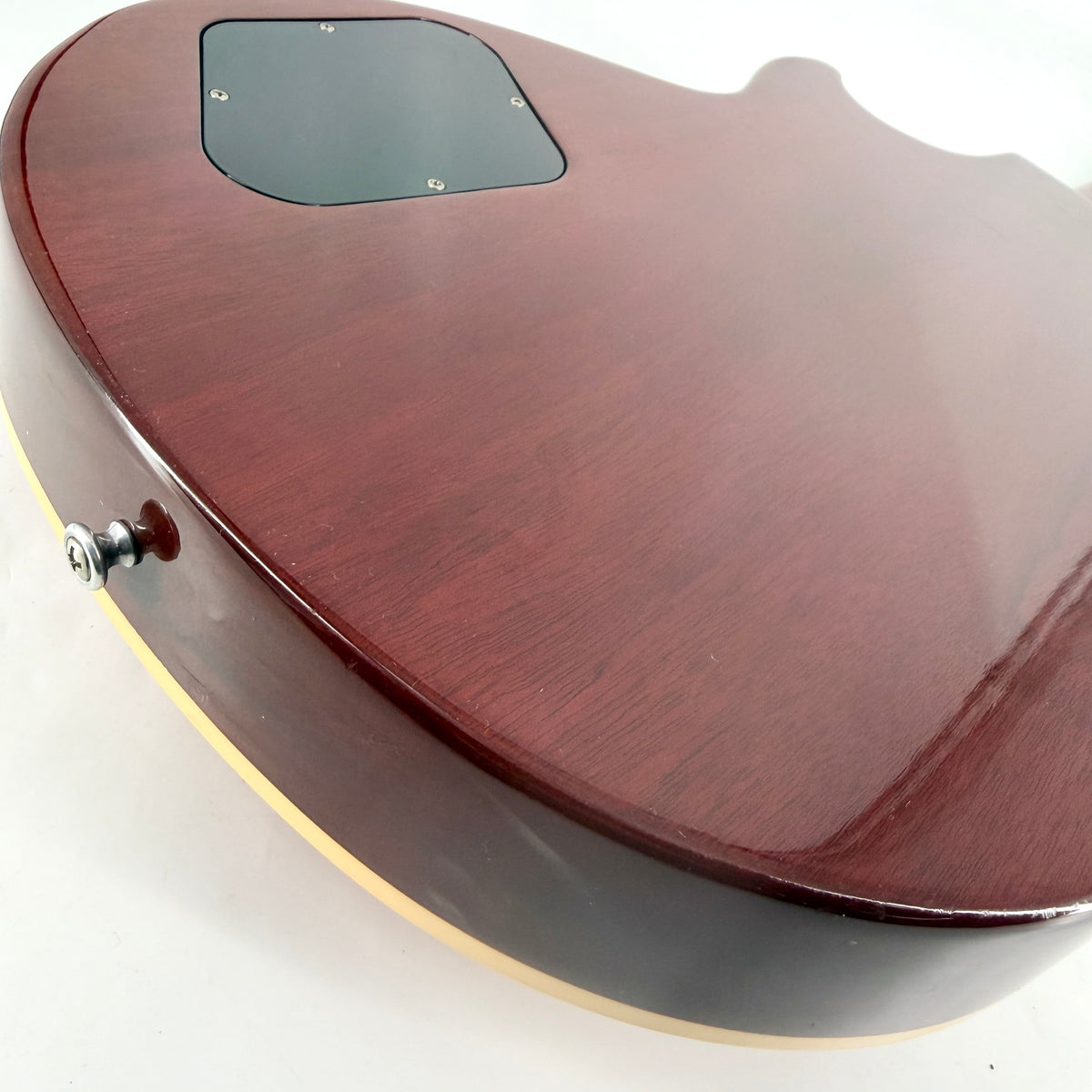 2004 Gibson Les Paul Standard – Cherry Sunburst