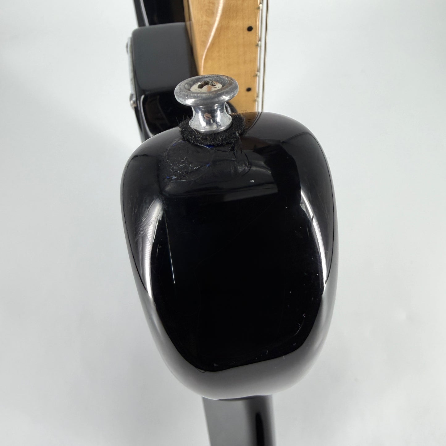 2005 Fender American Series (Standard) Stratocaster – Black