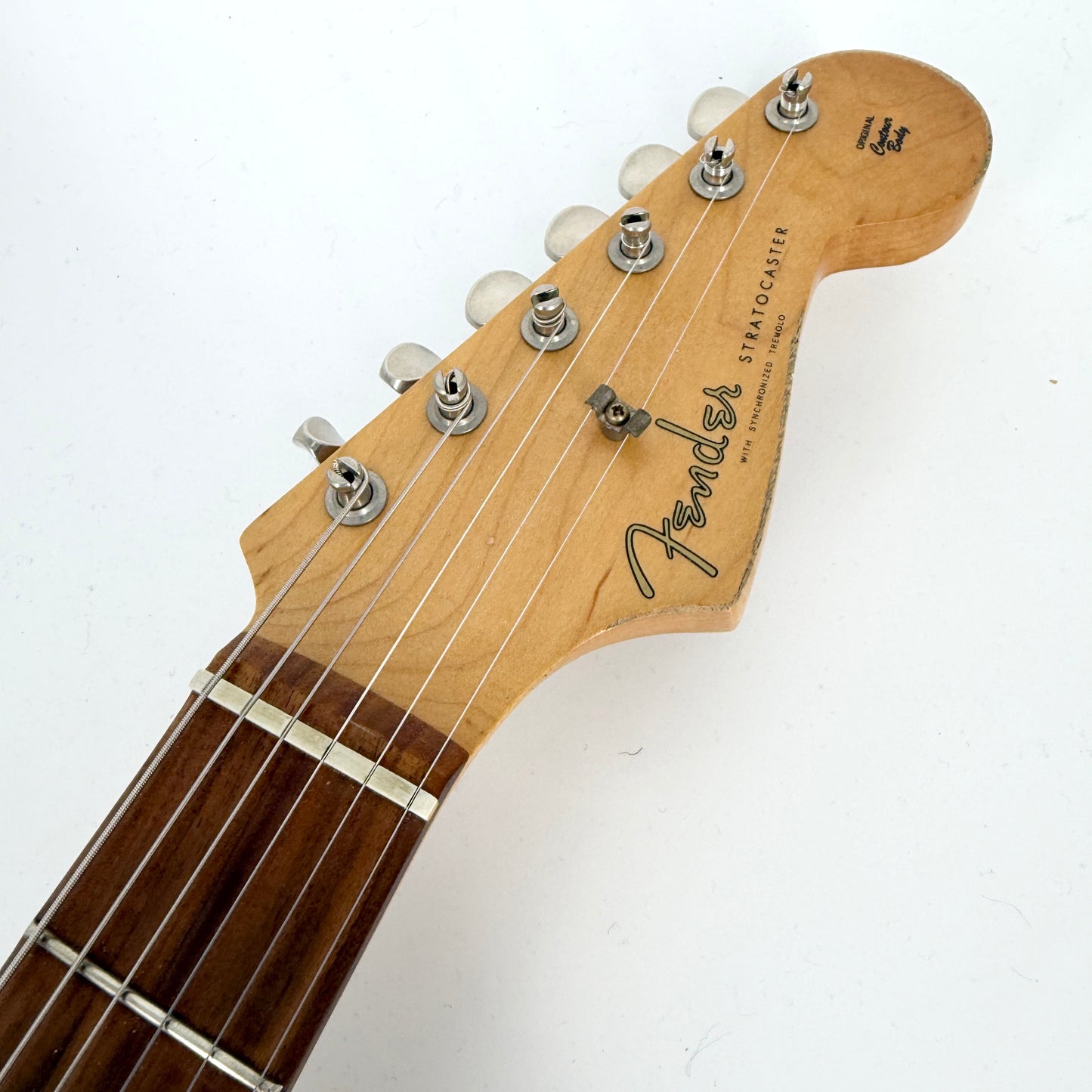 2021 Fender Vintera Road Worn 60’s Stratocaster – Firemist Gold