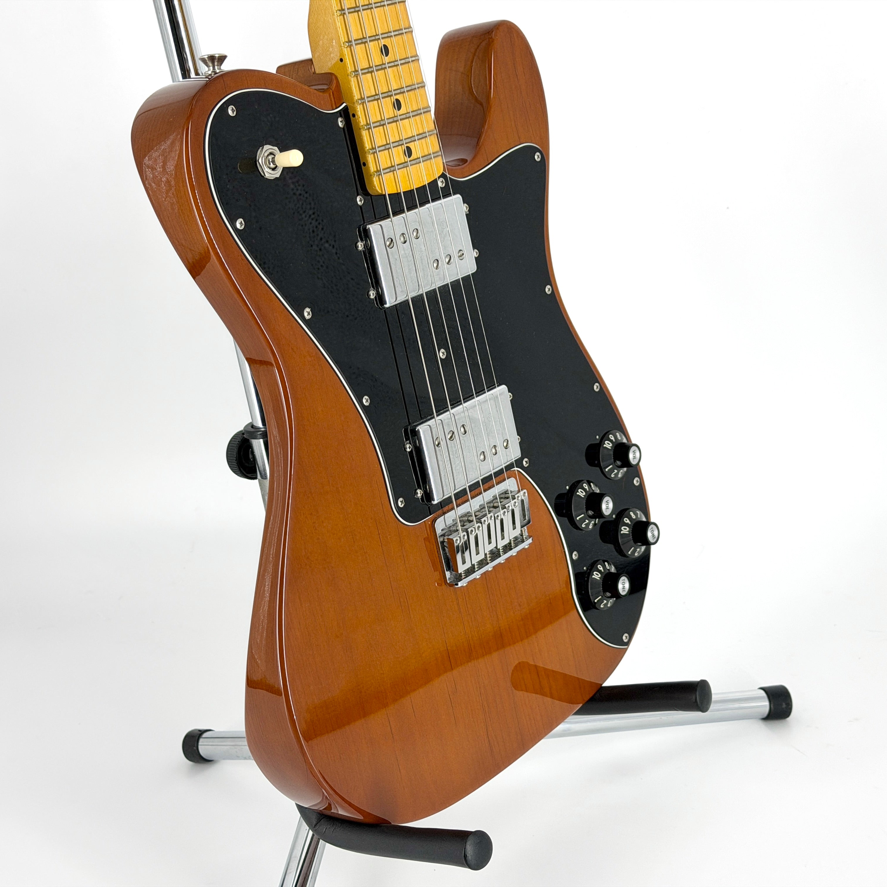 2022 Fender American Vintage II 1975 Telecaster Deluxe – Mocha
