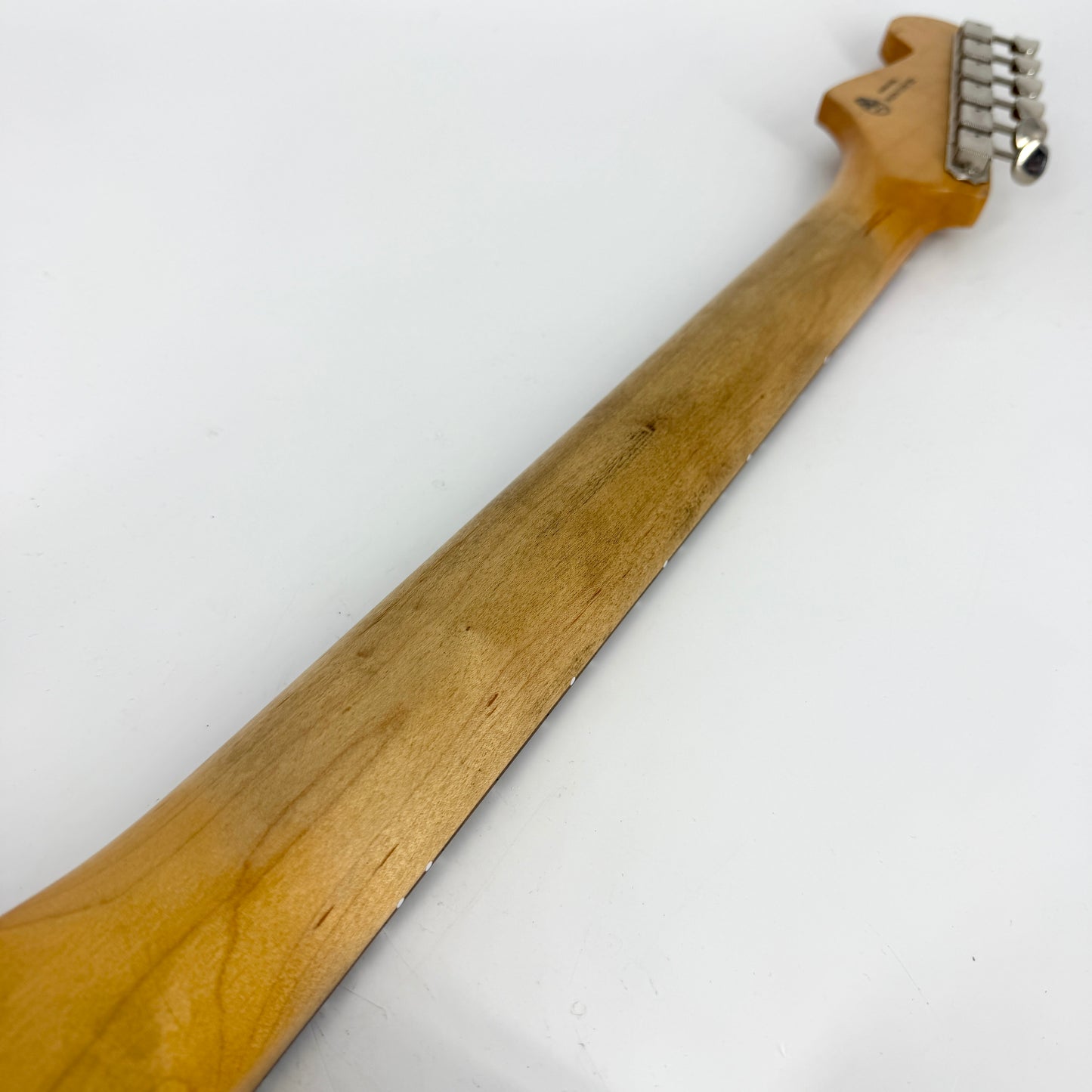 2021 Fender Vintera Road Worn 60’s Stratocaster – Firemist Gold