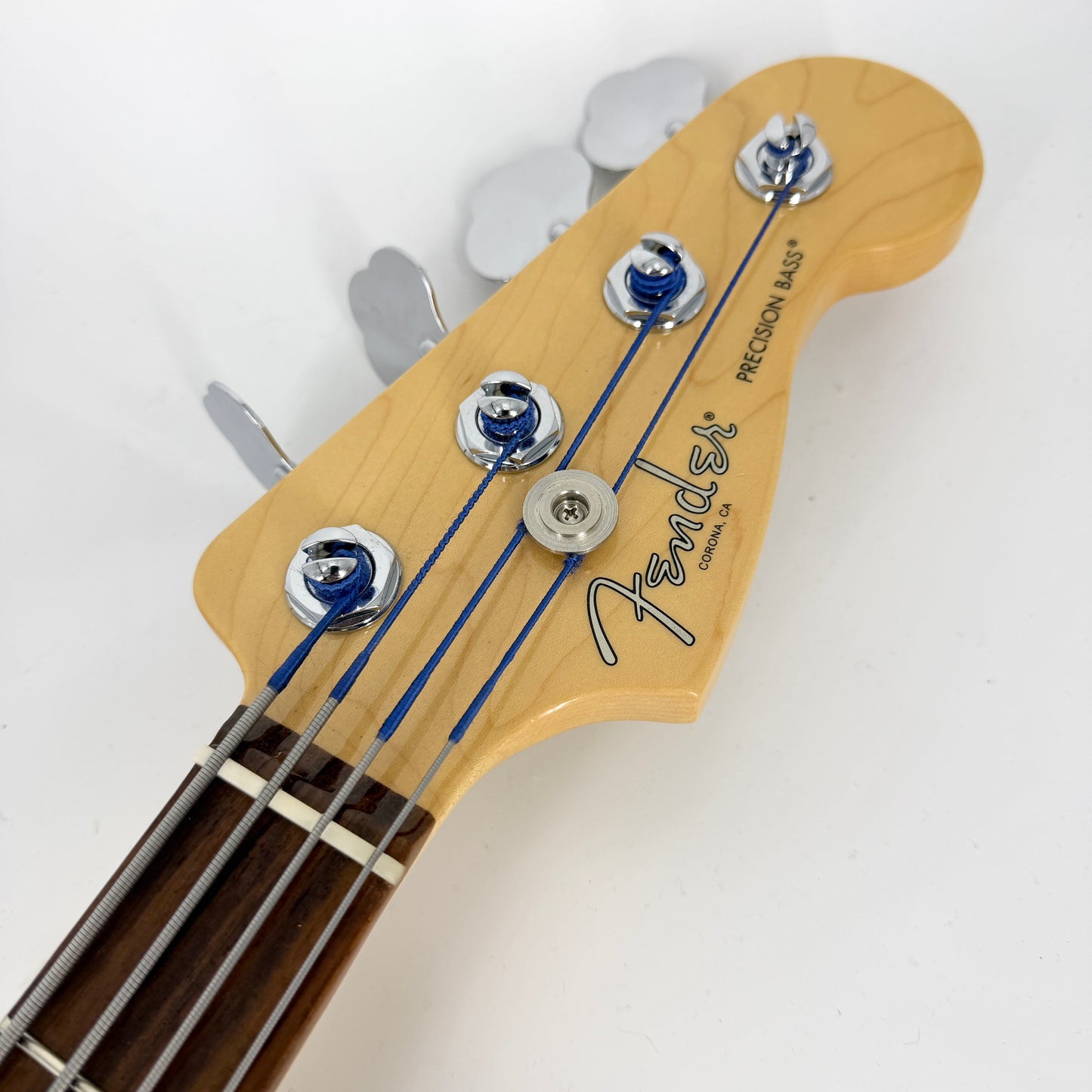 2017 Fender American Professional Precision Bass - 3 Tone Sunburst