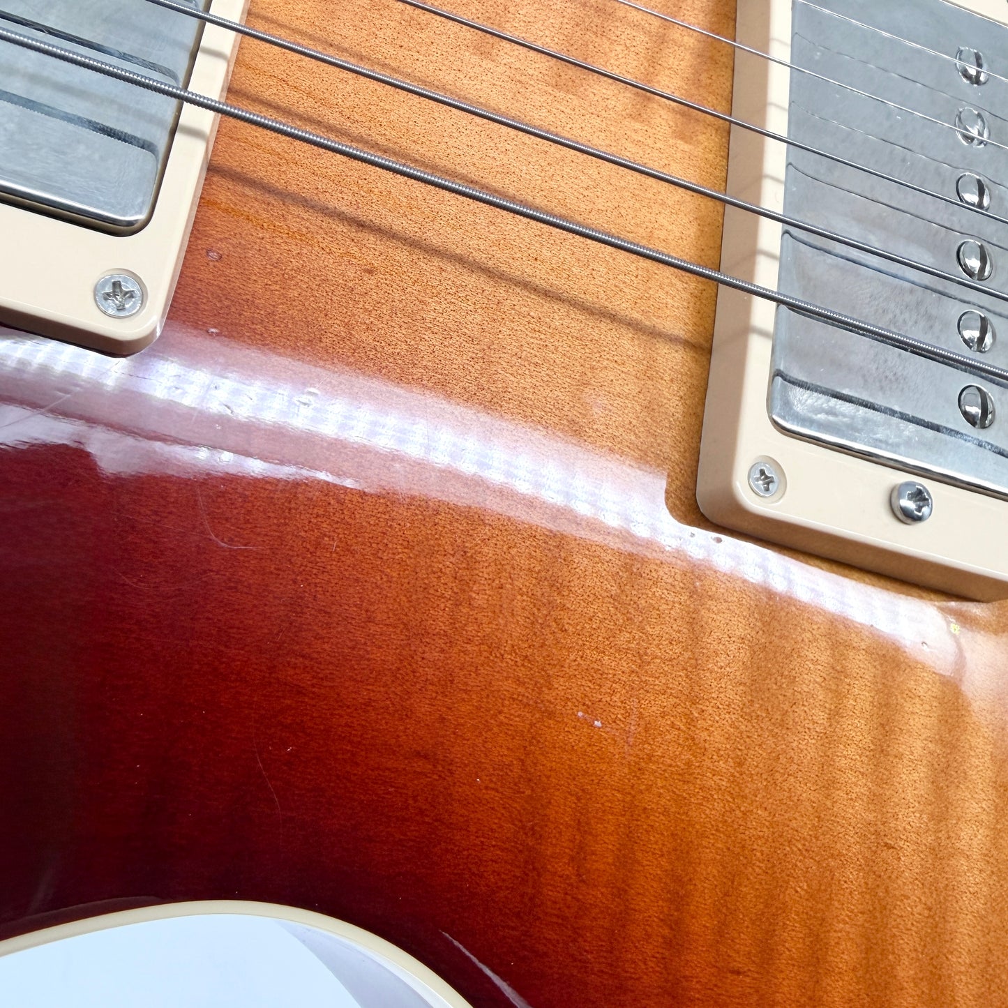 2021 Gibson Les Paul Standard 60s  – Bourbon Burst