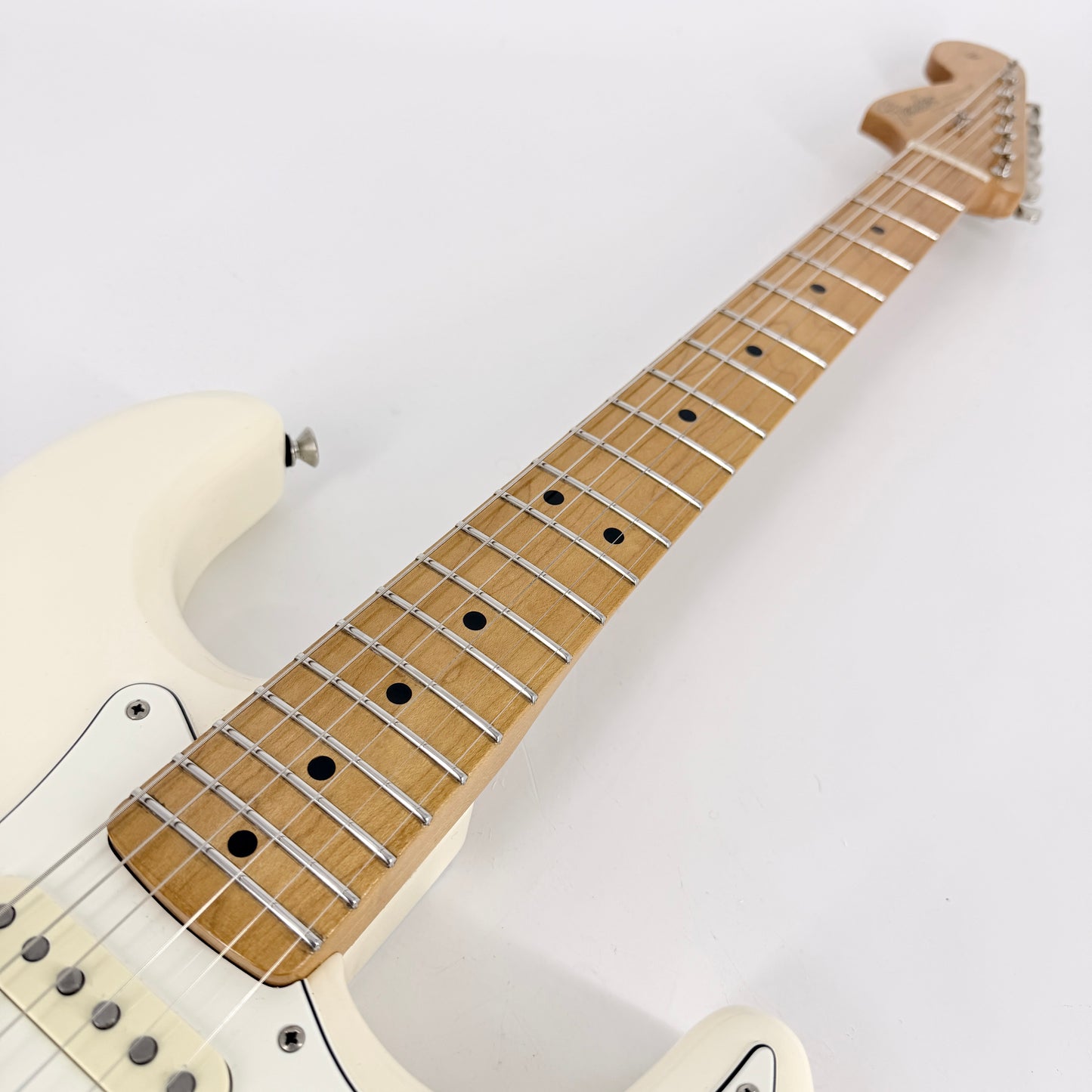 2016 Fender Jimi Hendrix Signature Stratocaster - Olympic White