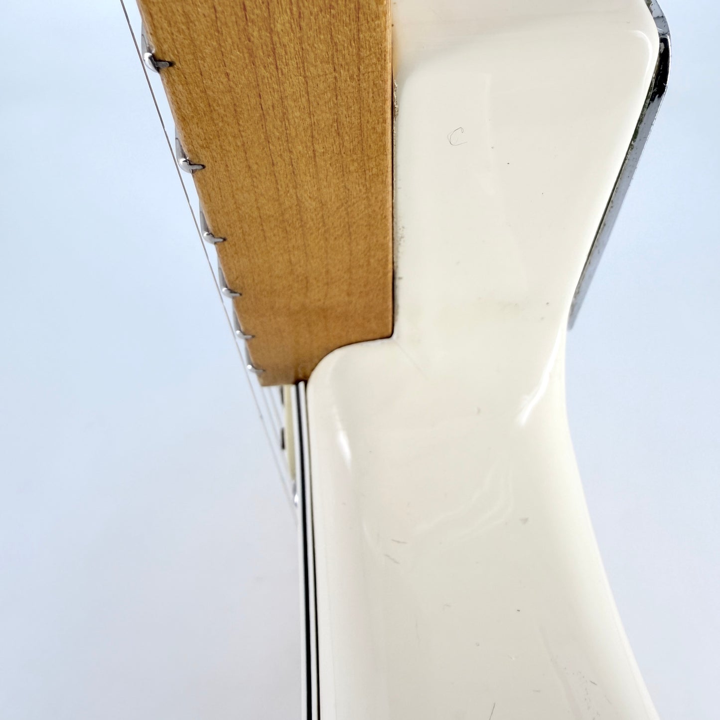 2016 Fender Jimi Hendrix Signature Stratocaster - Olympic White