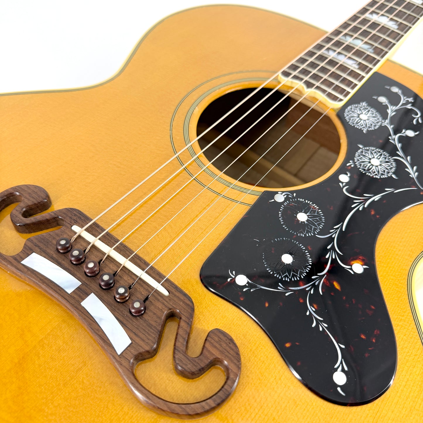 1996 Gibson J-200 - Natural