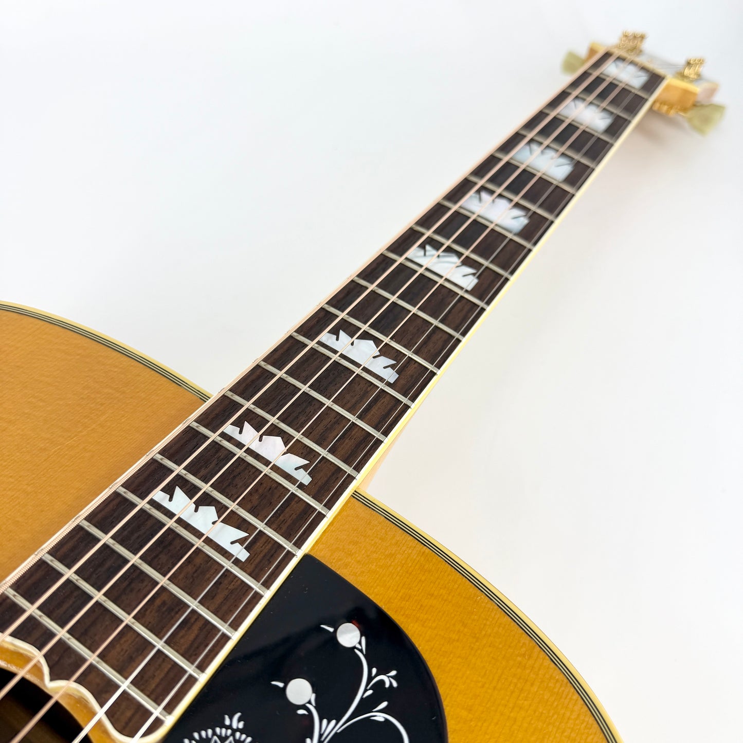 1996 Gibson J-200 - Natural