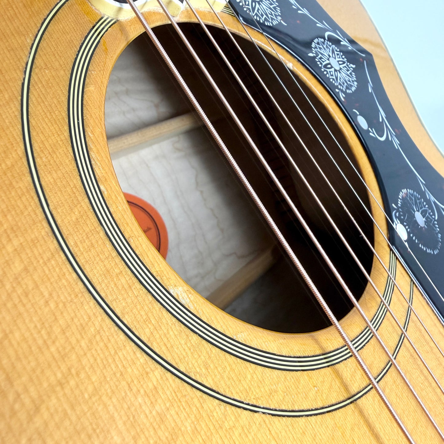 1996 Gibson J-200 - Natural