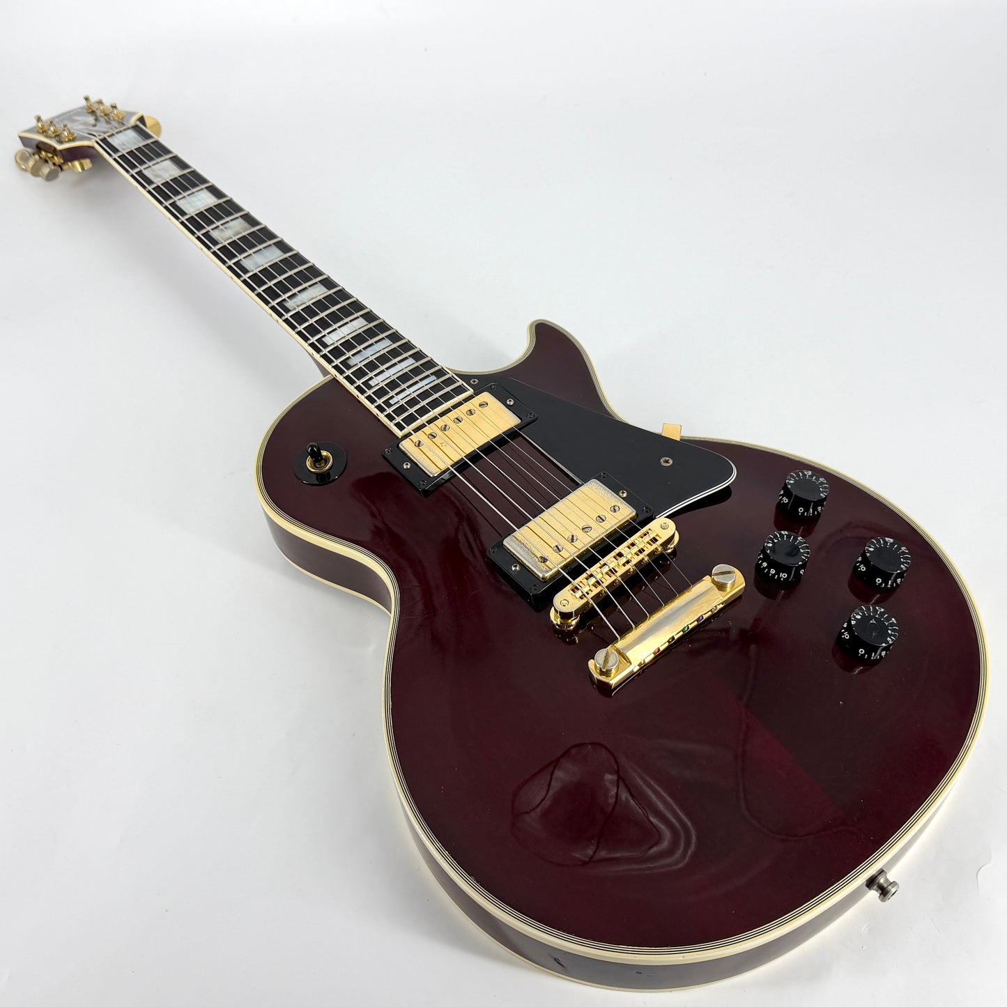 1997 Gibson Les Paul Custom – Wine Red