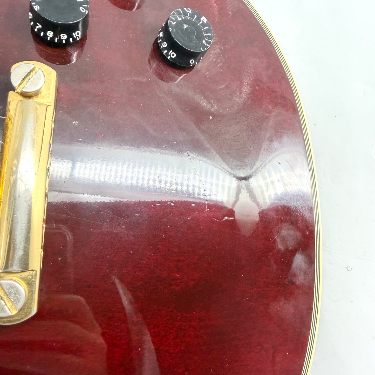 1997 Gibson Les Paul Custom – Wine Red