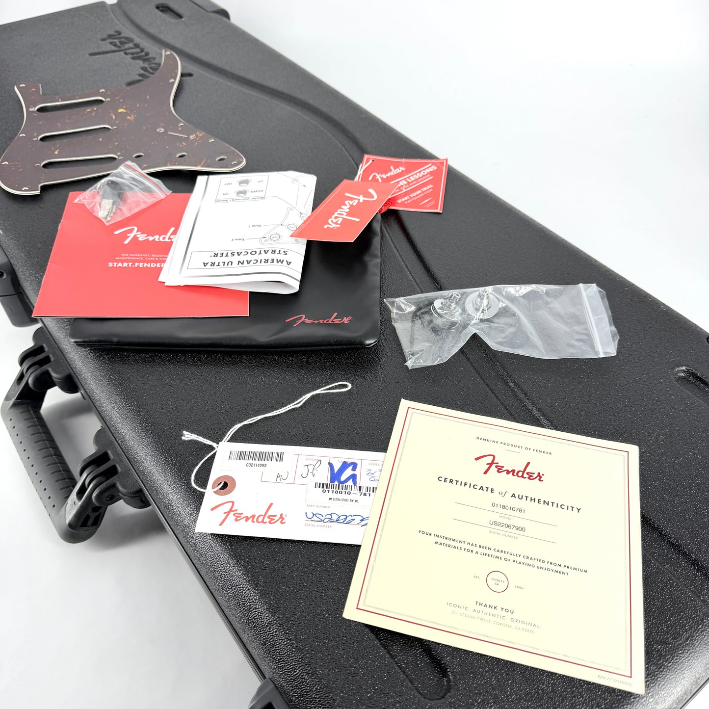 2022 Fender American Ultra Stratocaster – Arctic Pearl