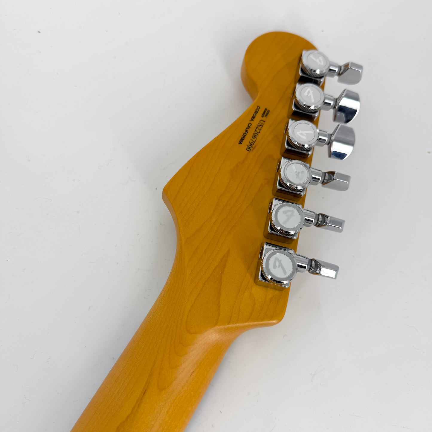 2022 Fender American Ultra Stratocaster – Arctic Pearl