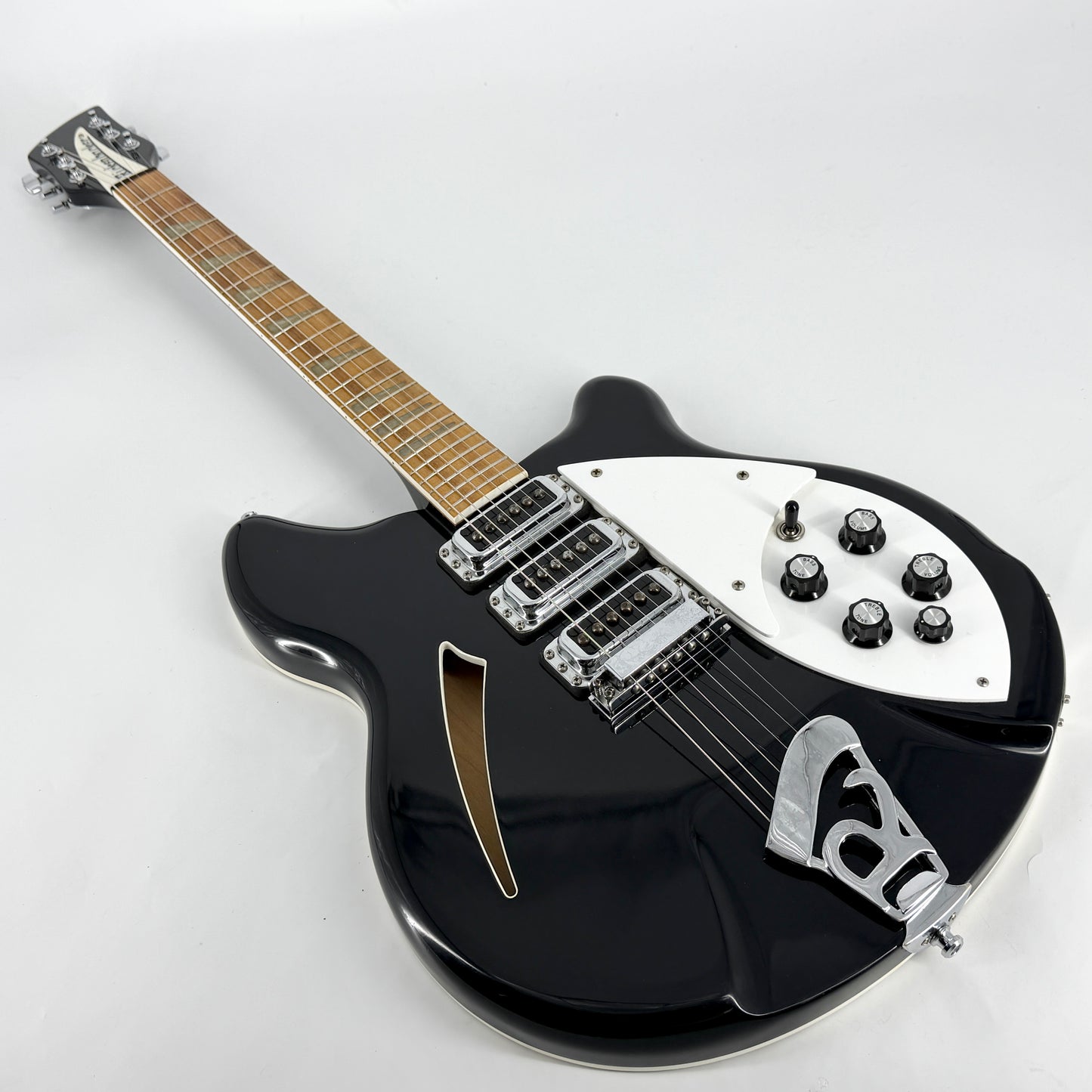 1999 Rickenbacker 370 - Jetglo