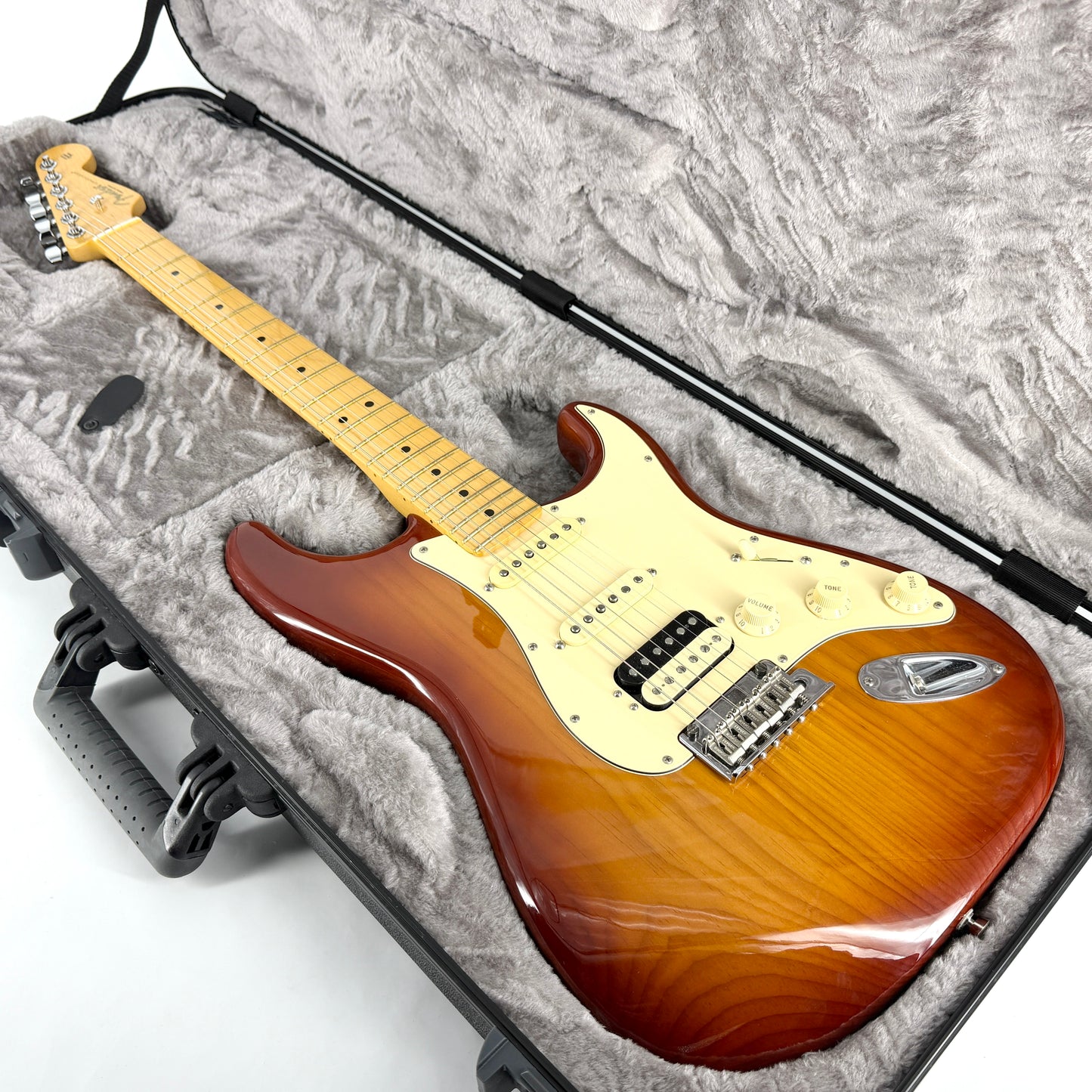 2023 Fender American Professional II HSS Stratocaster – Sienna Sunburst