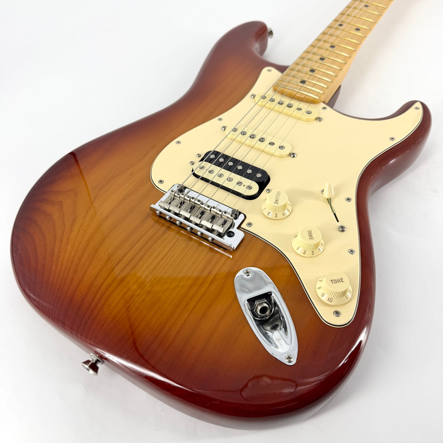 2023 Fender American Professional II HSS Stratocaster – Sienna Sunburst