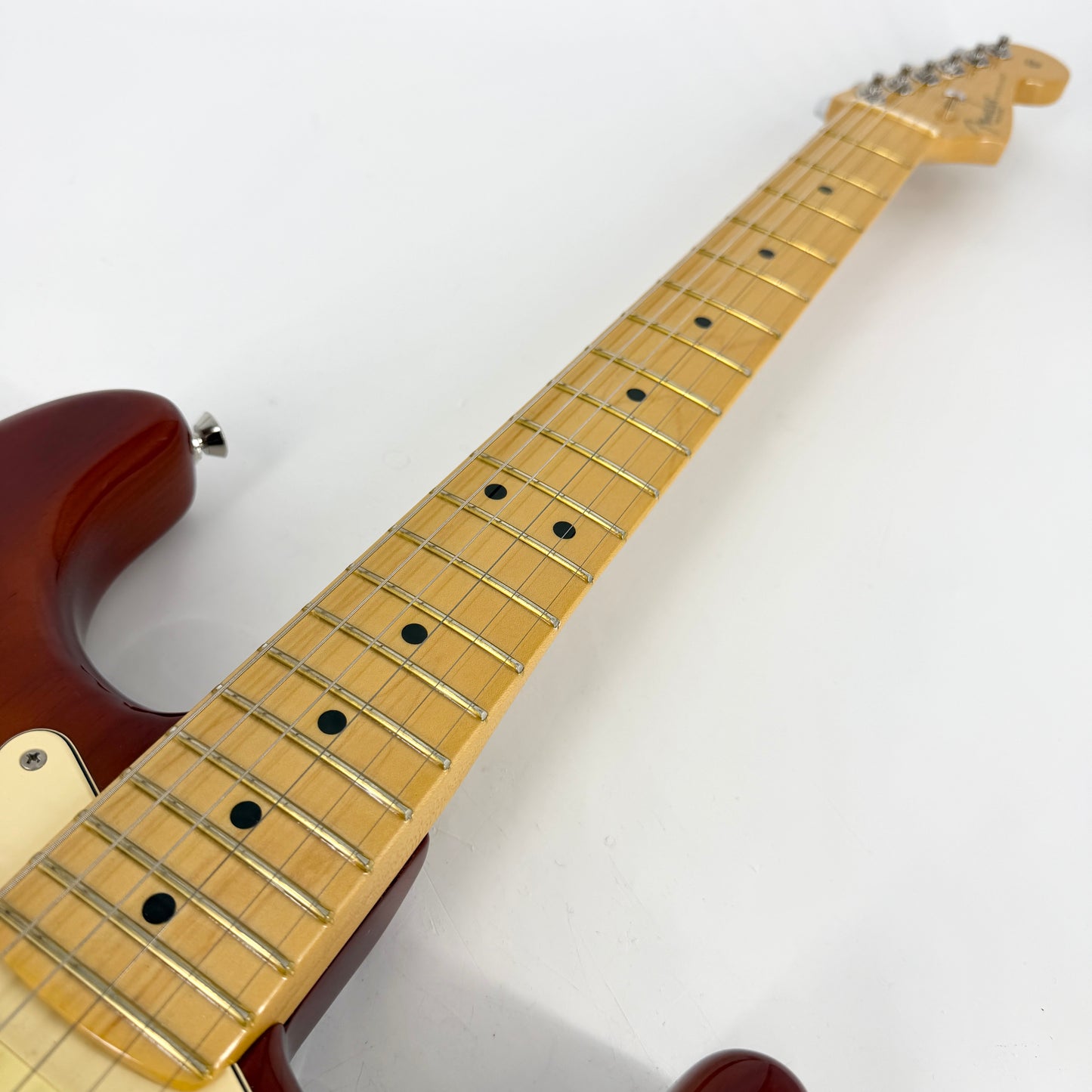 2023 Fender American Professional II HSS Stratocaster – Sienna Sunburst