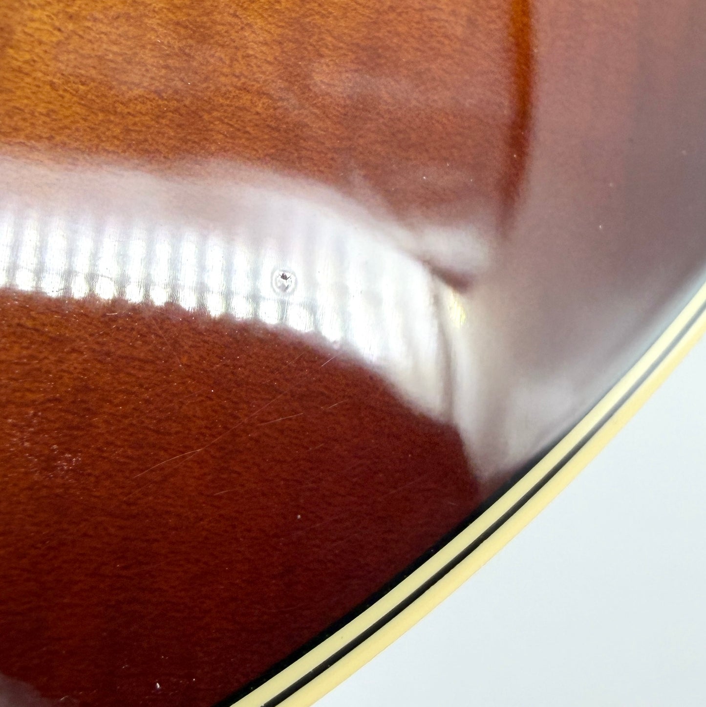 2022 Yamaha SA2200 - Violin Sunburst