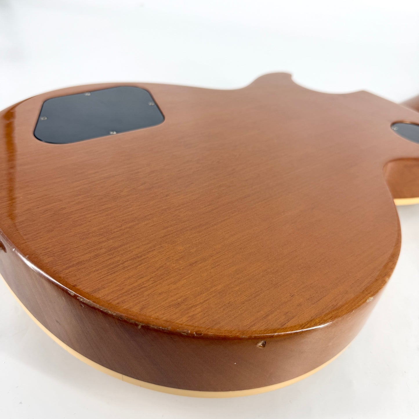 2005 Gibson Les Paul Standard – Gold Top