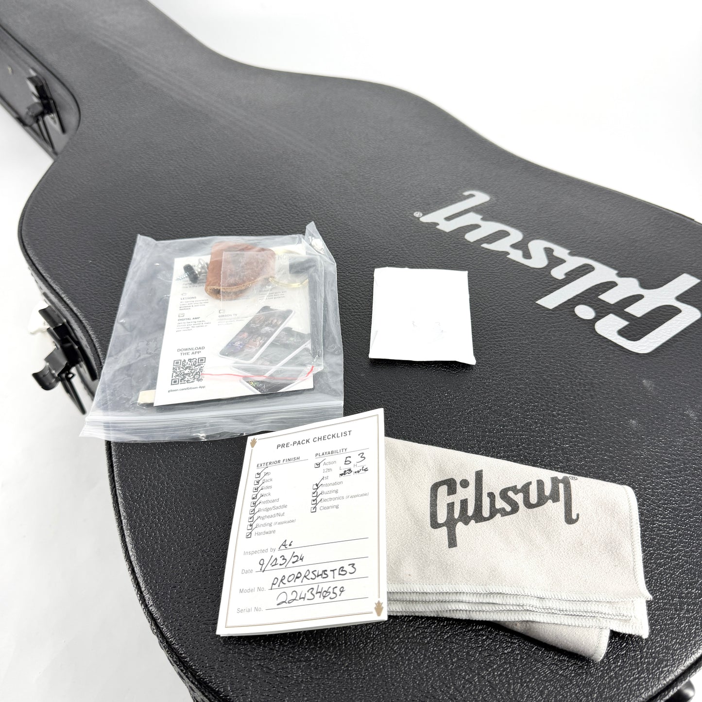 2024 Gibson J-45 Standard Exclusive – Tri Burst VOS