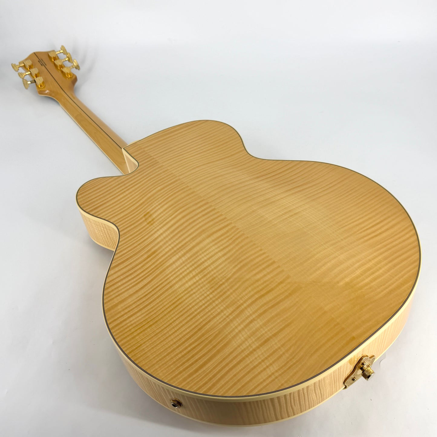 2003 Gretsch Country Club G6193 – Natural