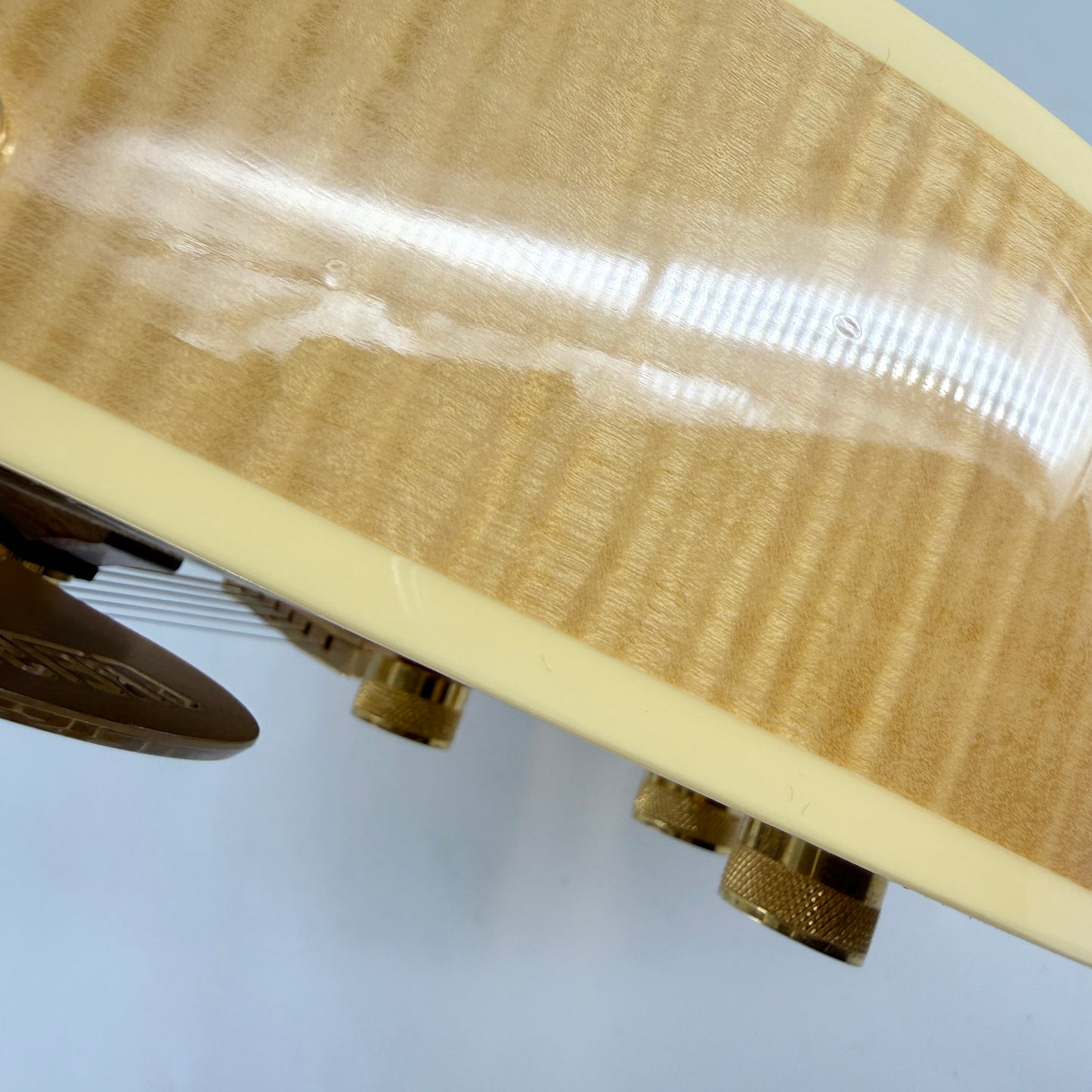 2003 Gretsch Country Club G6193 – Natural
