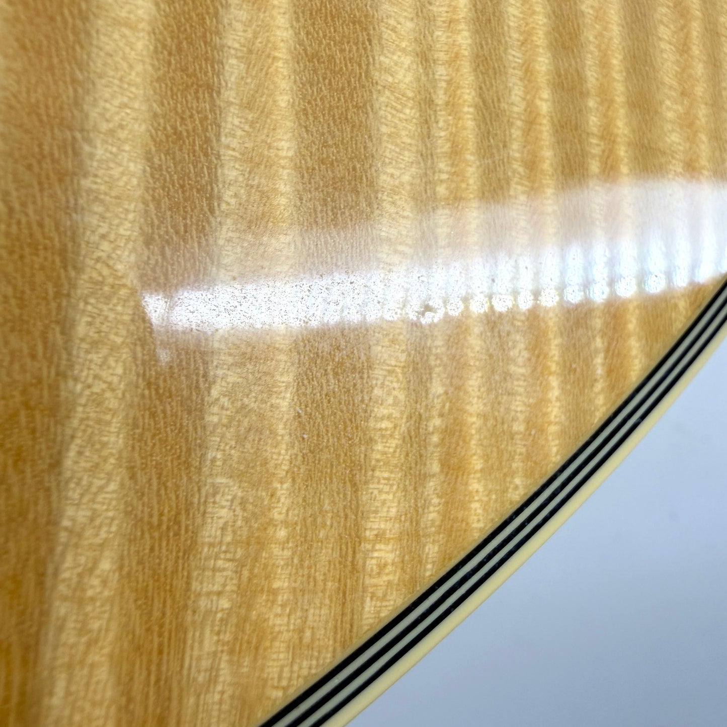 2003 Gretsch Country Club G6193 – Natural