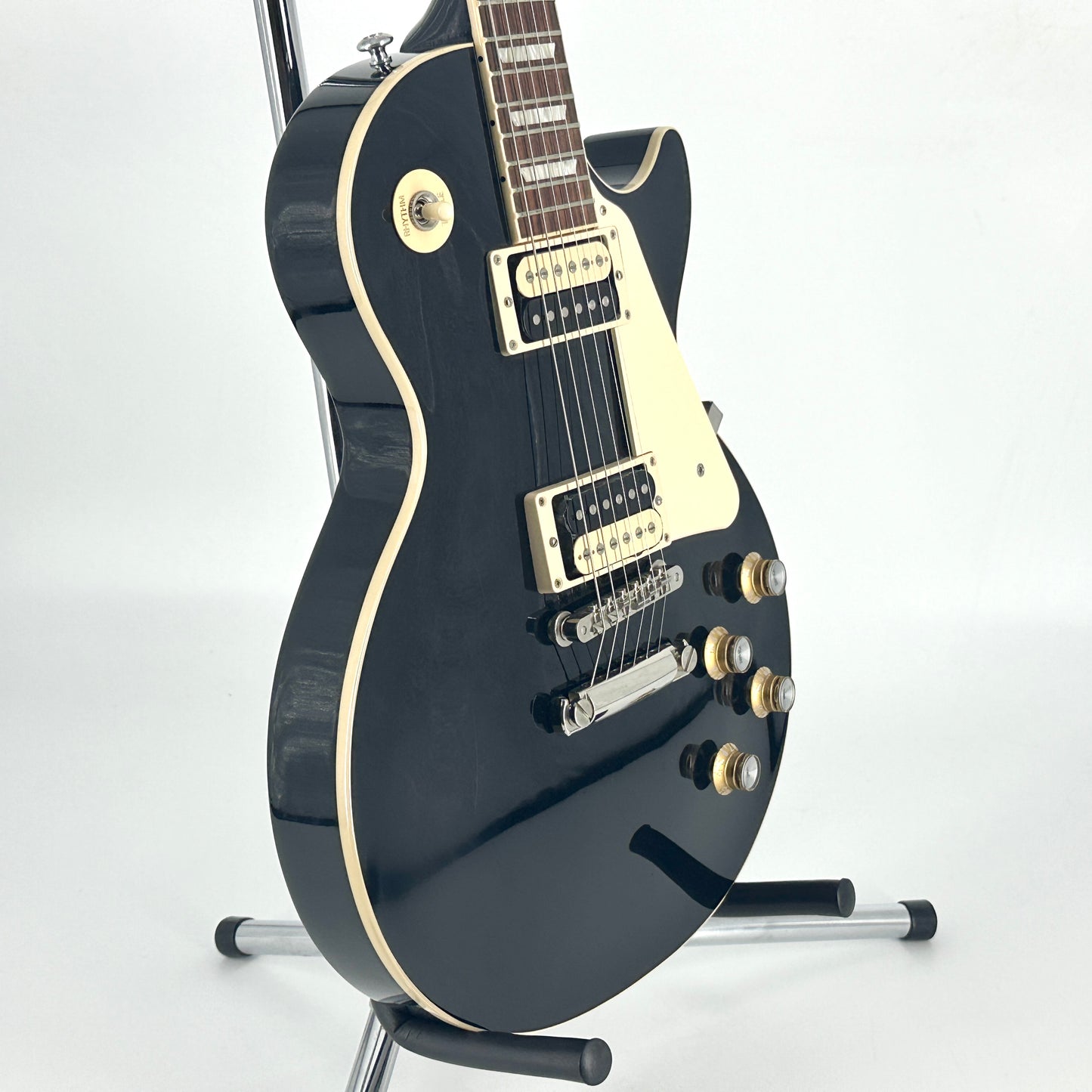 2019 Gibson Les Paul Classic – Ebony