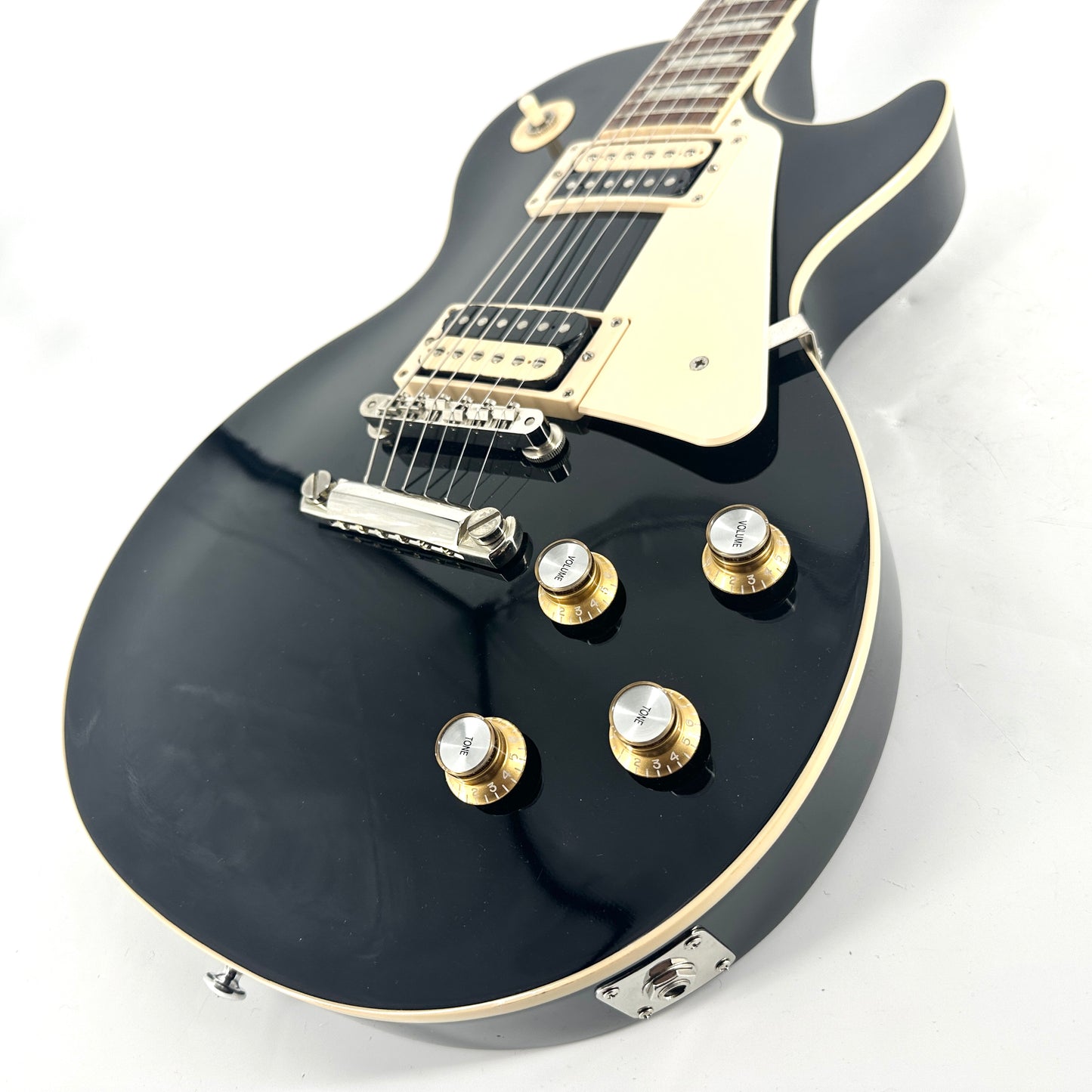 2019 Gibson Les Paul Classic – Ebony