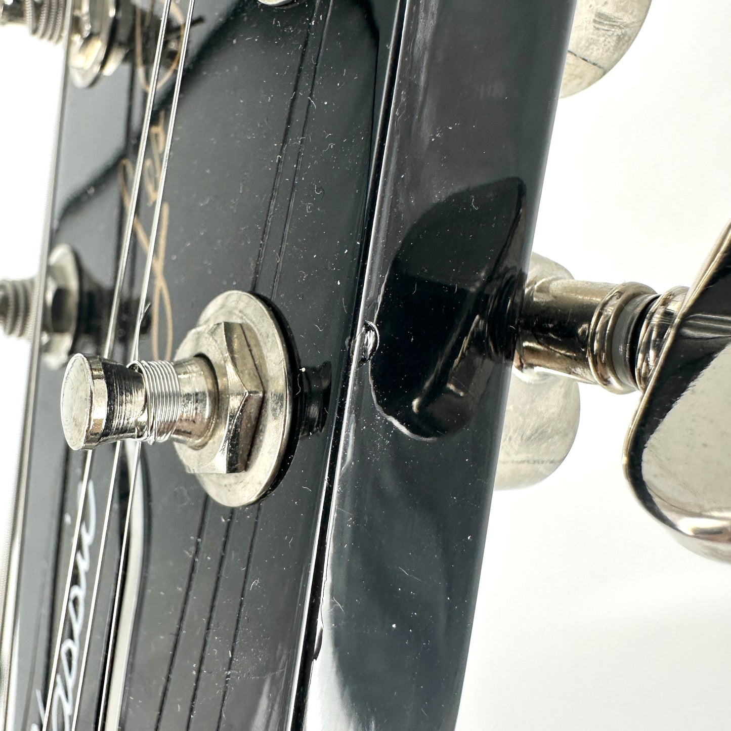 2019 Gibson Les Paul Classic – Ebony